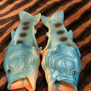 Blue Fish Novelty Slip-On Aquarium Slippers